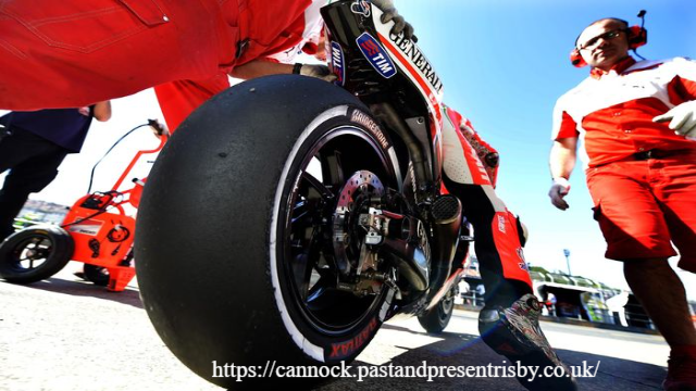 Fakta Menarik: 4 Alasan Kenapa Ban MotoGP Dibuat Botak