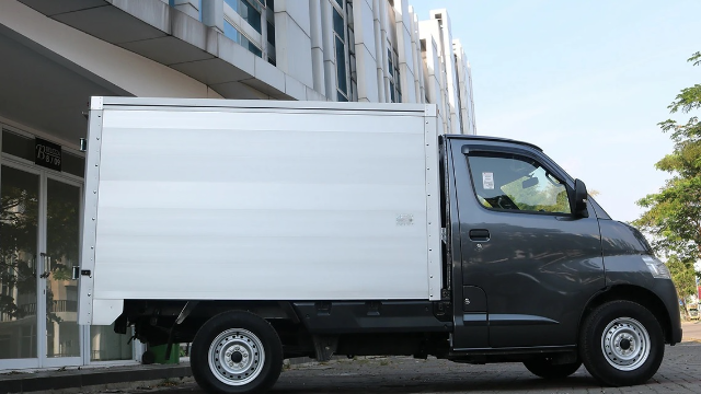 3 Jenis Mobil Box untuk Usaha Pengangkutan Barang